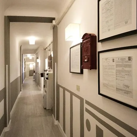 Hotel Nella *