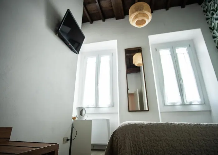 Nella Отель Флоренция