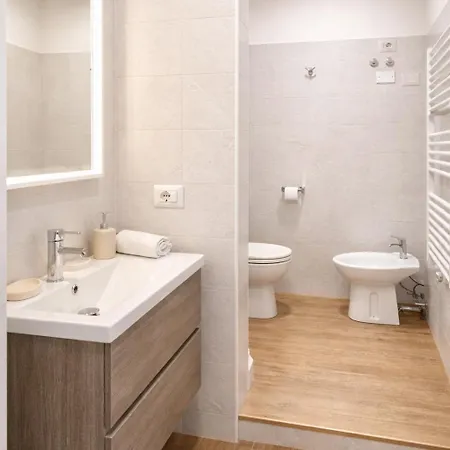 Nella Hotel *
