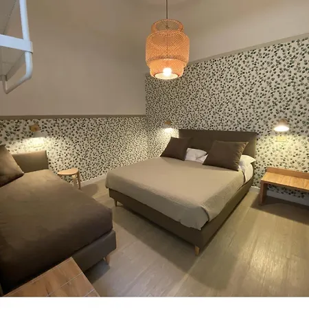 Nella מלון פירנצה